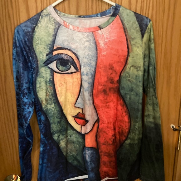 Wearable Art Abstract Face Print Top – Size M – Stretch Long Sleeve - Picture 3 of 4